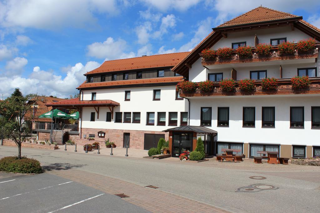 Hotel Drei Lilien Waldbrunn (Baden-Wurttemberg) Bagian luar foto